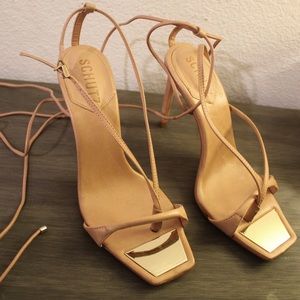 SCHUTZ VIKKI LEATHER SANDLE